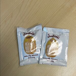 Justin Bieber Honey Peanut Butter Packets - White and Gold